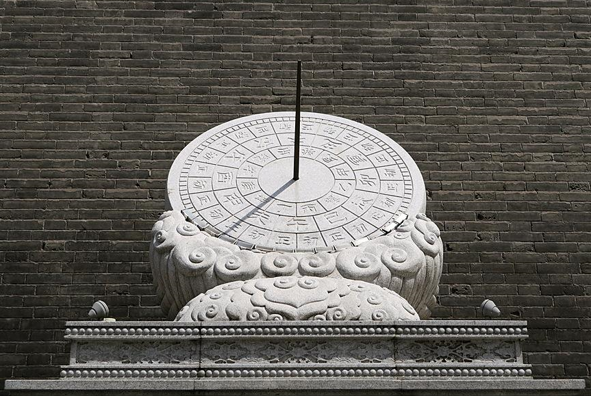 多功能智能手表銷量大好對(duì)比傳統(tǒng)手表差距只有一顆32.768K晶振嗎