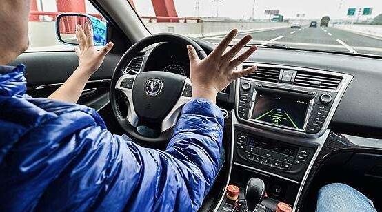 汽車駕駛輔助系統(tǒng)能見度的提升與晶振并不是毫無關系